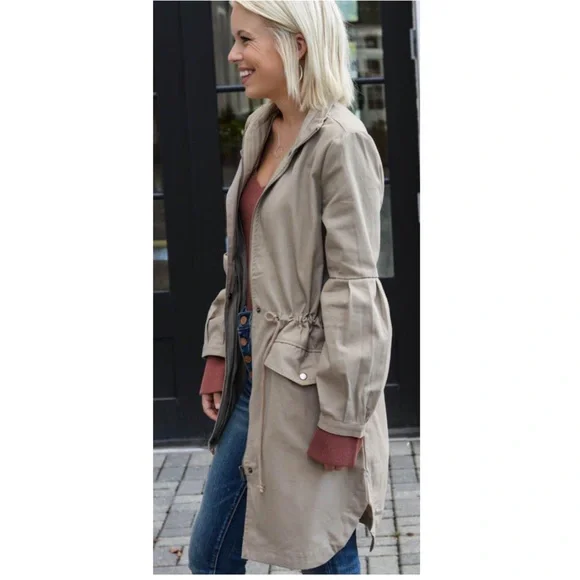 NWT BB Dakota Killer Queen Coat XS - Picture 4 of 6